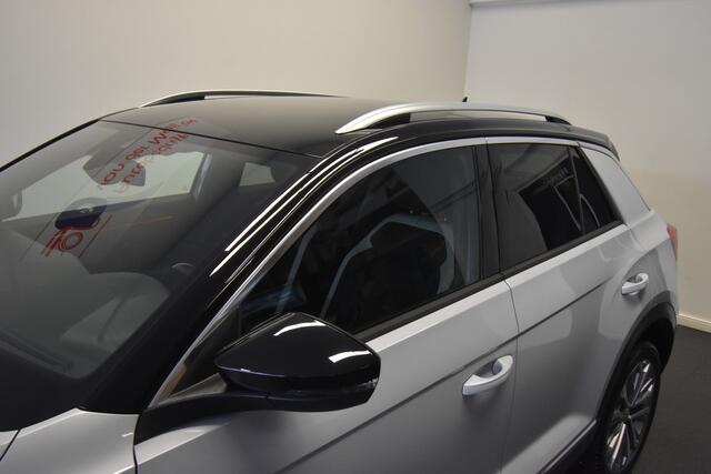 Volkswagen T-Roc 1.5 TSI Sport , VIRTUAL COCKPIT , LED KOPLAMPEN ,LMV18 , V STEOL VERW , NAVI , CLIMATR ,