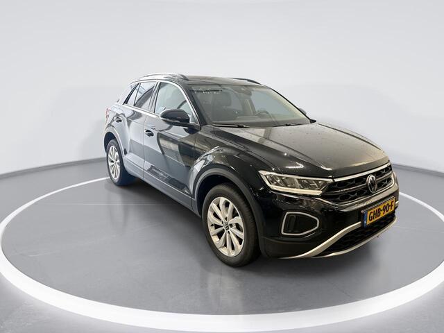 Volkswagen T-Roc 1.5 Tsi 150pk DSG Life Edition · Camera · Dodehoeksensor · Apple/Android Car Play · Keyless · P-Sensoren · Park Assist · Garantie t/m 05-08-2028 of 100.000km