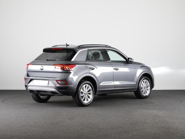Volkswagen T-Roc Life Edition 1.5 110 kW / 150 pk TSI SUV 7 versn.