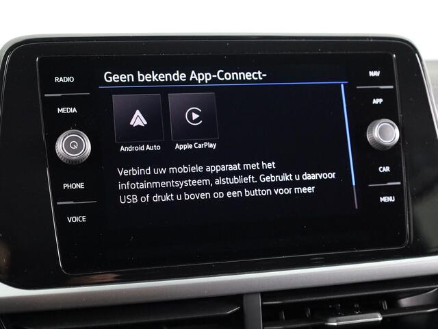Volkswagen T-Roc Life Edition 1.5 110 kW / 150 pk TSI SUV 7 versn.