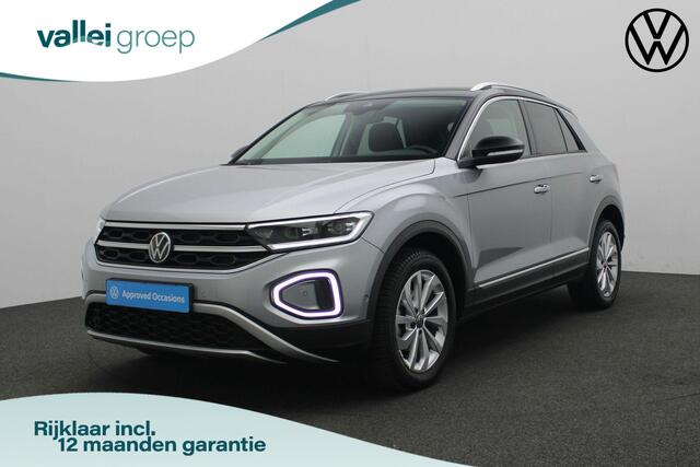 Volkswagen T-Roc 1.0 TSI 110 pk Style | Navigatie | Stoelverwarming | Parkeersensoren voor/achter | Massage | Alcantara | Adaptive Cruise