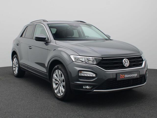 Volkswagen T-Roc 1.5 TSI Style 150PK DSG Navi, Adaptieve Cruise Controle, Clima, Lane Assist, 17" LM Velgen