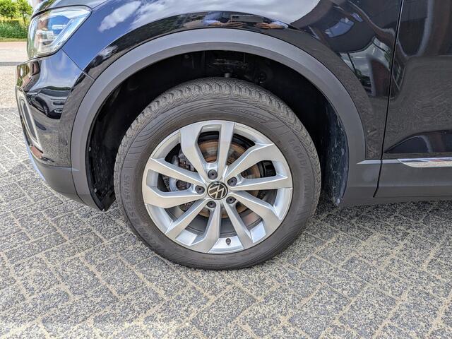 Volkswagen T-Roc 1.5 TSI Style,Navi,Trekhaak.