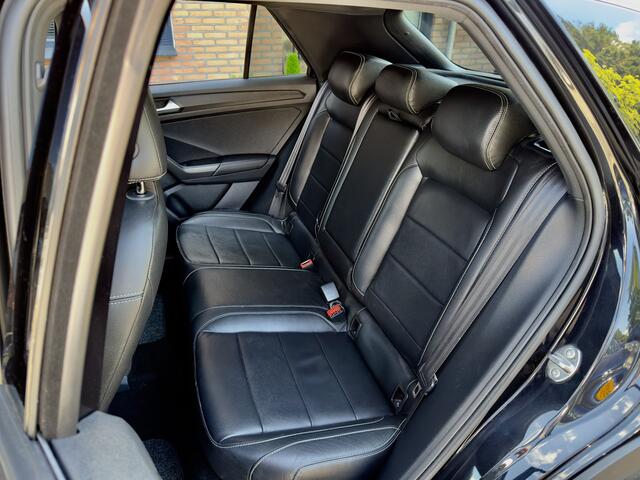 Volkswagen T-Roc 1.0 TSI BETAAL 9950 GRATIS 50/50 2JR RENTEVRIJ FINANCIEREN