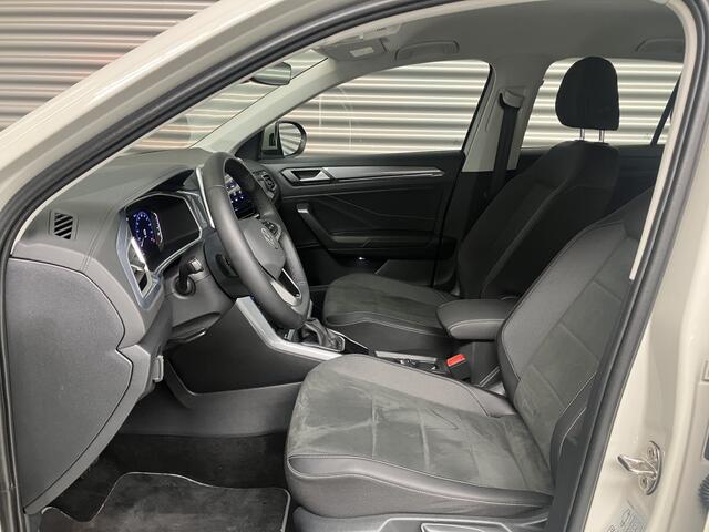 Volkswagen T-Roc 1.5 TSI STYLE/IQ DRIVE/IQ LIGHT/PDC/CAM/KEY-LESS/ENZ
