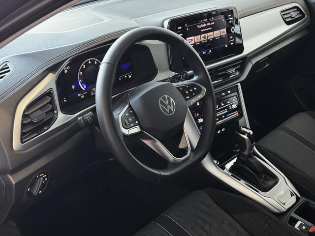 Volkswagen T-Roc 1.5 TSI 150PK EVO ADAP.CRUISE LED VIR.COCKPIT CAMERA STOEL.VERW. 17''LMV KEYLESS 03/2024 "Volkswagen rijden begint bij Topautos.nl - 75 topmodellen direct op voorraad!"