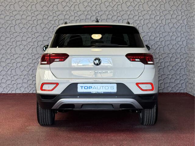 Volkswagen T-Roc 1.5 TSI 150PK EVO ADAP.CRUISE IQ.LED VIR.COCKPIT CAMERA STOEL/STUUR.VERW. 17''LMV KEYLESS 02/2025 "Volkswagen rijden begint bij Topautos.nl - 75 topmodellen direct op voorraad!"