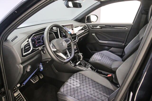 Volkswagen T-Roc R-Line 1.5 TSI 150pk DSG Automaat Trekhaak, Adaptive cruise control, Navigatie, Achteruitrijcamera, LED matrix koplampen, Stoelverwarming, Elektrische achterklep