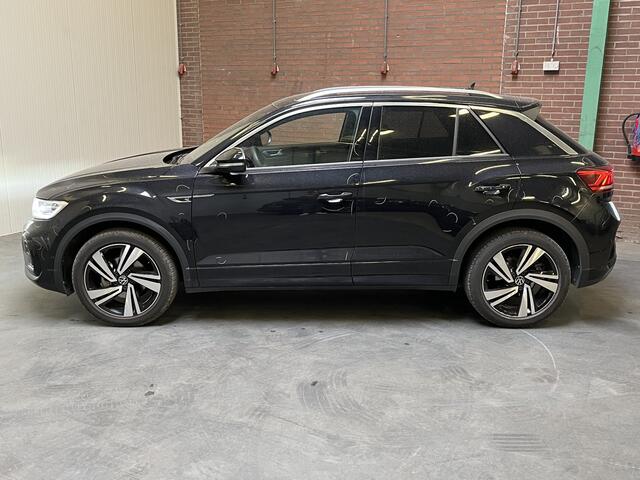Volkswagen T-Roc 1.5 TSI R-Line / AUTOMAAT/ 2X R-LINE/ GARANTIE TM 05-2027/ TREKHAAK/ ADAPT. CRUISE/ APP-CONNECT/ PARK. SENSOREN + CAMERA/ RIJ-MODI/ CLIMA/ MATRIX/ DAB