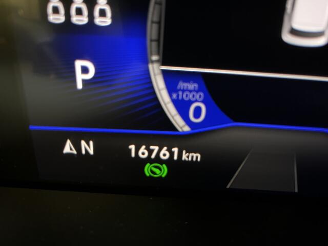 Volkswagen T-Roc 1.5 TSI R-Line / AUTOMAAT/ 2X R-LINE/ GARANTIE TM 05-2027/ TREKHAAK/ ADAPT. CRUISE/ APP-CONNECT/ PARK. SENSOREN + CAMERA/ RIJ-MODI/ CLIMA/ MATRIX/ DAB