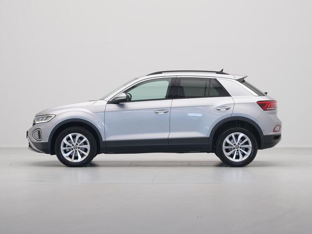 Volkswagen T-Roc 1.5 TSI 150pk DSG Life Edition Camera Carplay Keyless Clima