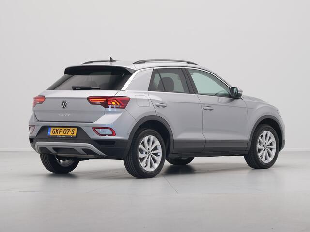 Volkswagen T-Roc 1.5 TSI 150pk DSG Life Edition Camera Carplay Keyless Clima