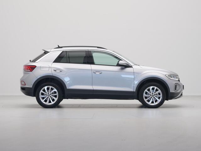 Volkswagen T-Roc 1.5 TSI 150pk DSG Life Edition Camera Carplay Keyless Clima