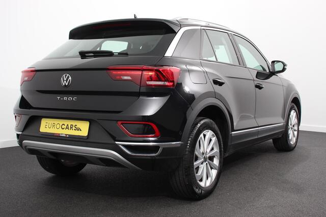 Volkswagen T-Roc 1.5 TSI 150pk DSG Style Volkswagen T-Roc 1.5 TSI Style | Navigatie | Apple Carplay/Android Auto | Parkeersensoren | Camera | Adaptive Cruise Control | Park Assist | Stoel- en stuurverwarming | Elektrische achterklep | LED-koplampen | Getinte ramen