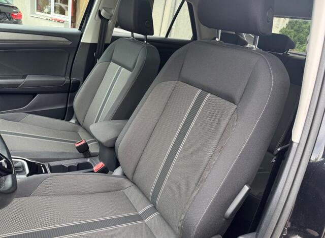 Volkswagen T-Roc 1.5 TSI ADAP CRUISE PANO TREKH. APPLE