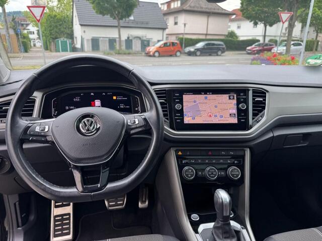 Volkswagen T-Roc 1.5 TSI ADAP CRUISE PANO TREKH. APPLE