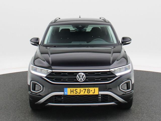 Volkswagen T-Roc 1.5 TSi 150 Pk Automaat Life Edition | Adaptive Cruise | Full LED | Stoel Verwarming | Privacy Glass | Navigatie | Carplay | ECC | Camera | 17 Inch | 7.280 Km!!