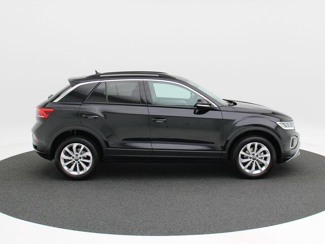 Volkswagen T-Roc 1.5 TSi 150 Pk Automaat Life Edition | Adaptive Cruise | Full LED | Stoel Verwarming | Privacy Glass | Navigatie | Carplay | ECC | Camera | 17 Inch | 7.280 Km!!