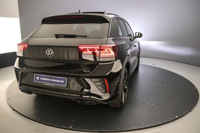 Volkswagen T-Roc R-Line 1.5 TSI 150pk DSG Automaat Trekhaak, Black Style, Panoramadak, Adaptive cruise control, Beats audio, Navigatie, Achteruitrijcamera, LED matrix koplampen