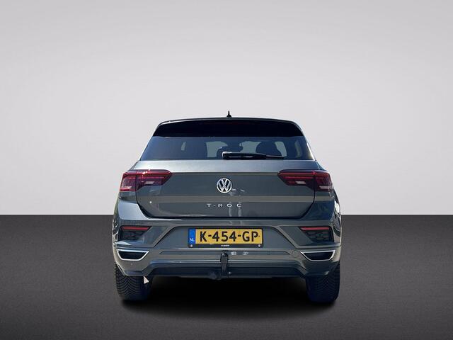 Volkswagen T-Roc 1.5 TSI Sport Business R 150PK DSG | 2x R-line | Trekhaak | Clima | Stoelverwarming |