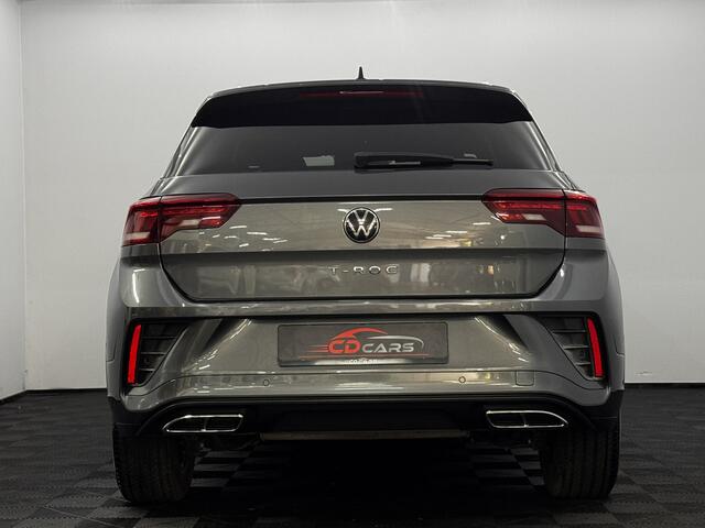 Volkswagen T-Roc 1.5 TSI 2X R-Line Half leder, Camera, Winterpakket, Keyless start, Virtual desk, Cruise control