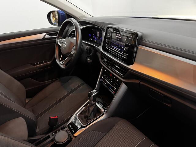 Volkswagen T-Roc 1.5 TSI Life Clima, Parkeersensoren, Apple carplay, Cruise control, Virtual desk, A start stop