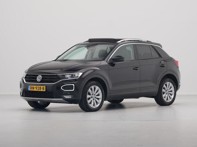 Volkswagen T-Roc 1.0 TSI 115pk Style Trekhaak Panorama Navigatie Camera Acc Carplay 323