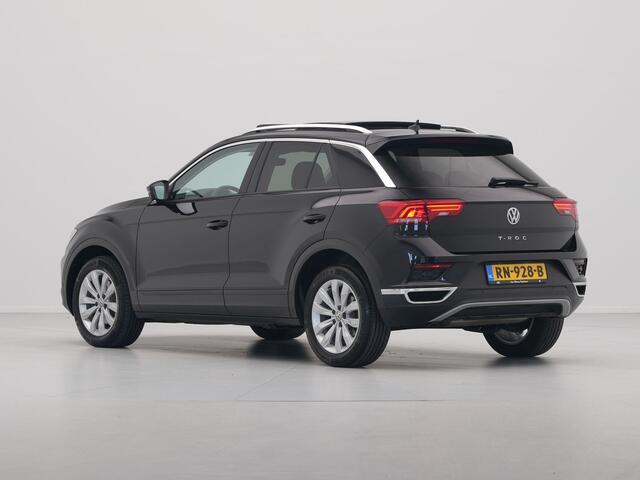 Volkswagen T-Roc 1.0 TSI 115pk Style Trekhaak Panorama Navigatie Camera Acc Carplay 323