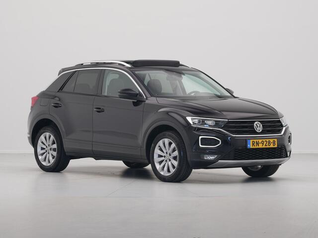 Volkswagen T-Roc 1.0 TSI 115pk Style Trekhaak Panorama Navigatie Camera Acc Carplay 323