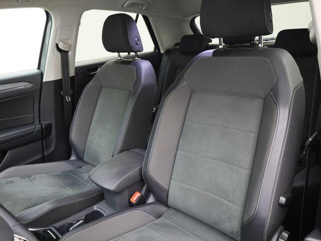Volkswagen T-Roc 1.5 TSI 150PK Style DSG automaat · Navigatie · Camera + Parkeersensoren · Stoelverwarming
