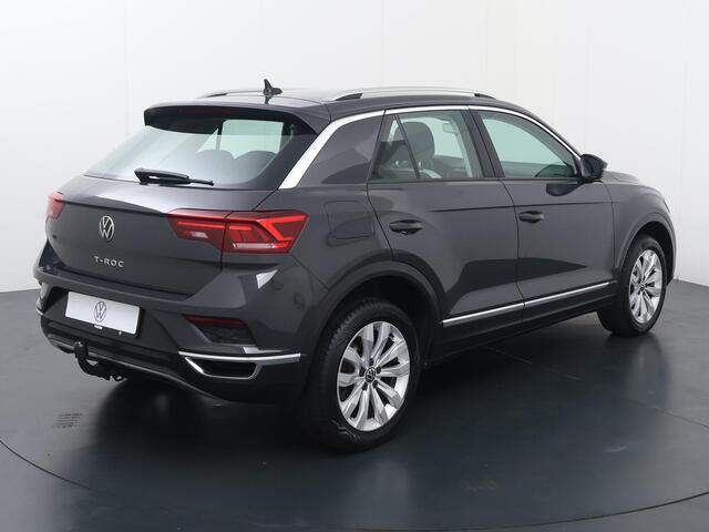 Volkswagen T-Roc 1.5 TSI Sport | 150 PK | Trekhaak | Navigatiesysteem | Climate control | LED verlichting |