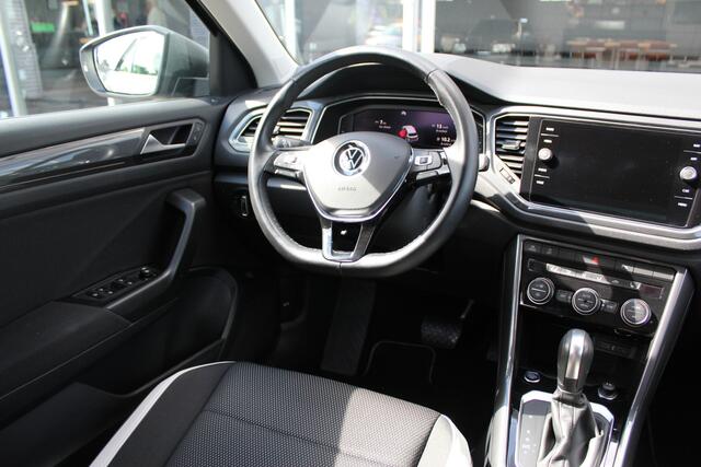 Volkswagen T-Roc 1.5 TSI Sport | Camera | Trekhaak | ACC |