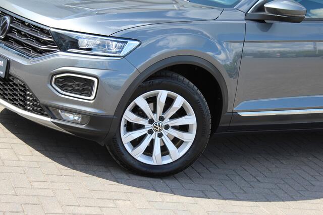 Volkswagen T-Roc 1.5 TSI Sport | Camera | Trekhaak | ACC |
