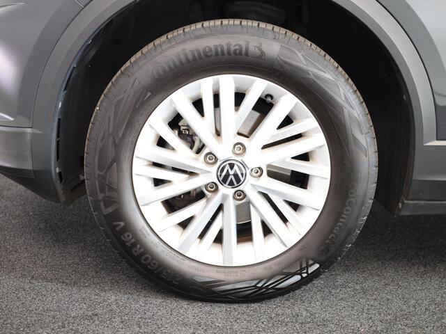 Volkswagen T-Roc 1.0 TSI Style 110 pk | Airco | Parkeersensoren | Adaptieve cruise control |
