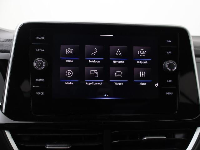 Volkswagen T-Roc 1.5 TSI R-Line | 150 PK | Automaat | Achteruitrijcamera | Apple CarPlay/ Android Auto | Parkeersensoren