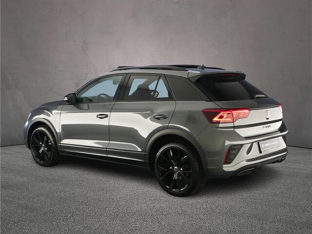 Volkswagen T-Roc R-Line 1.5 TSI 150pk DSG Automaat Black Style, Trekhaak, Panoramadak, LED matrix koplampen, Achteruitrijcamera, Beats audio, Adaptive cruise control