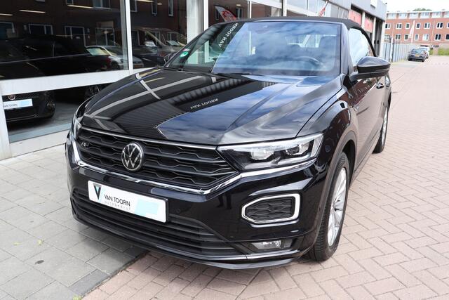 Volkswagen T-Roc Cabrio 1.5 TSI R-Line Automaat. Eerste eigenaar, nieuwstaat! Trekhaak.
