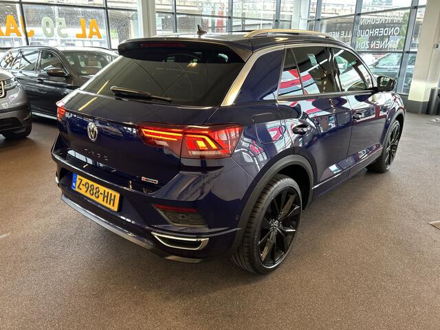 Volkswagen T-Roc 2.0 TSI 4Motion Sport Business 3X R-Line | Panoramadak | Digital dashboard | Adaptieve cruise control | Beats Audio | Achteruitrijcamera | Adaptief onderstel | Lane assist | Park assist | Dodehoeksdetectie | Elek. kofferklep | Apple carplay | Draadloze te