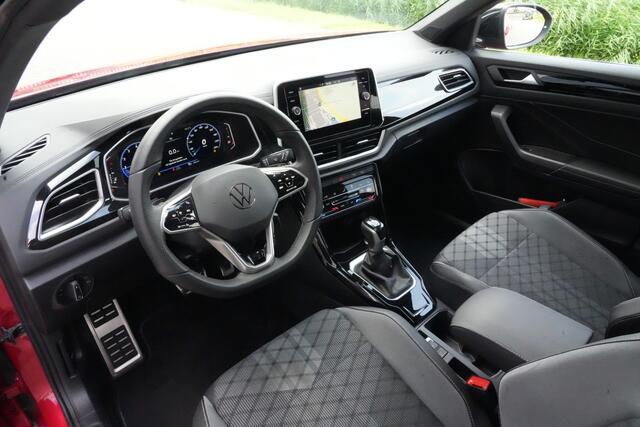 Volkswagen T-Roc 1.5 TSI R-Line Business 150pk Navigatie/Stoelverwarming/Camera