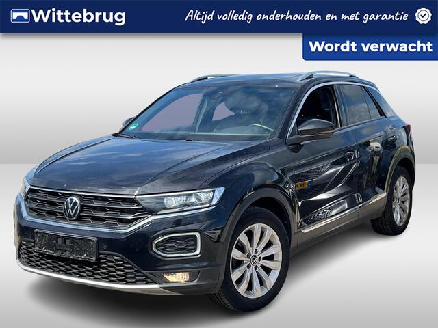 Volkswagen T-Roc 1.5 TSI 150pk DSG Sport / Panorama dak / Elek Achterklep / Virtual cockpit / 17'' LMV / Carplay