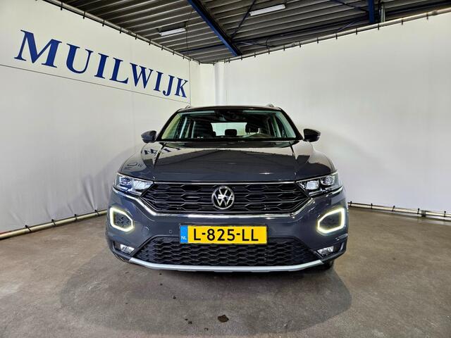 Volkswagen T-Roc 1.5 TSI Sport / LED / Virtual / NL Auto
