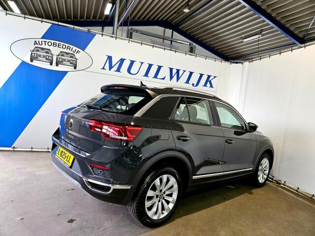 Volkswagen T-Roc 1.5 TSI Sport / LED / Virtual / NL Auto