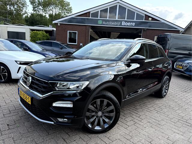Volkswagen T-Roc 1.5 TSI Style Camera, App Connect, 17''Lmv