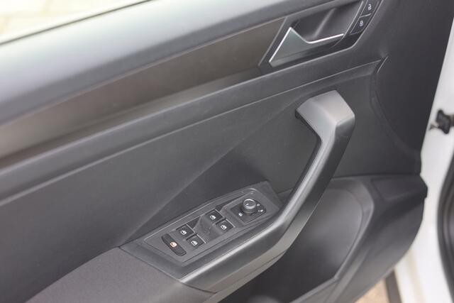 Volkswagen T-Roc 1.0 TSI STYLE | CARPLAY | NAVI | ACC | ECC