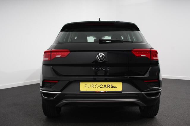 Volkswagen T-Roc 1.5 TSI 150pk DSG Style Team Navigatie Climate Control DAB Adaptive Cruise control Elektrisch bedienbare achterklep