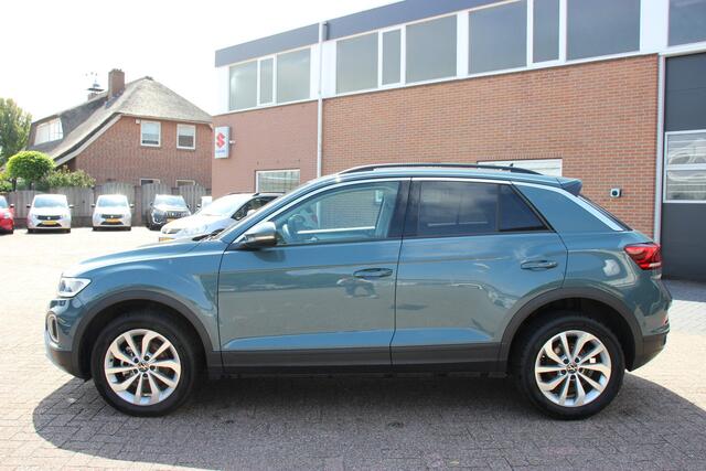 Volkswagen T-Roc 1.5 TSI Life Edition DSG Automaat | PDC | Keyless |