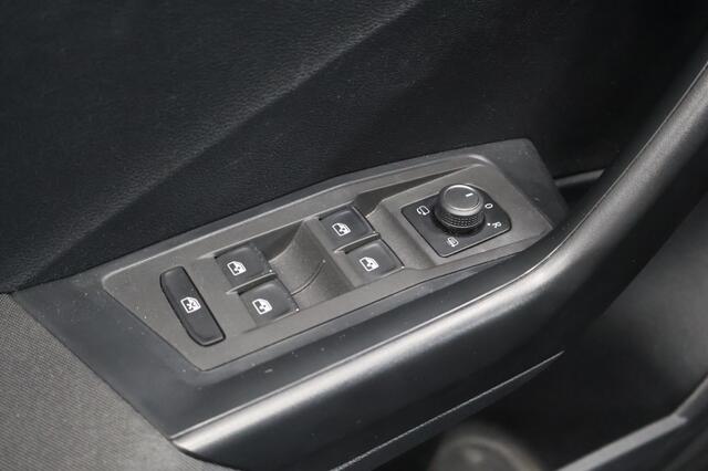 Volkswagen T-Roc 1.5 TSI Style | LED | ACC | Virtual Cockpit | 17"