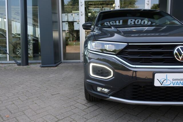 Volkswagen T-Roc 1.5 TSI 150PK, Trekhaak, Navi, Apple Carplay/ Android Auto, etc.