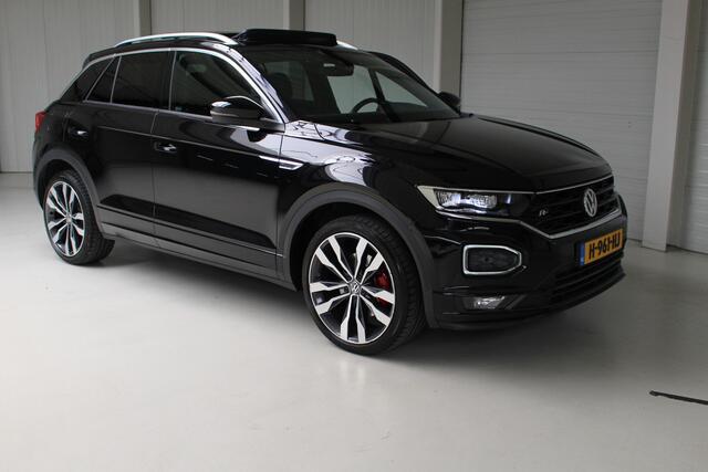 Volkswagen T-Roc 1.5 TSI Sport R-Line | Navigatie | Panoramadak | PDC + Camera | LM'19 Suzuka |