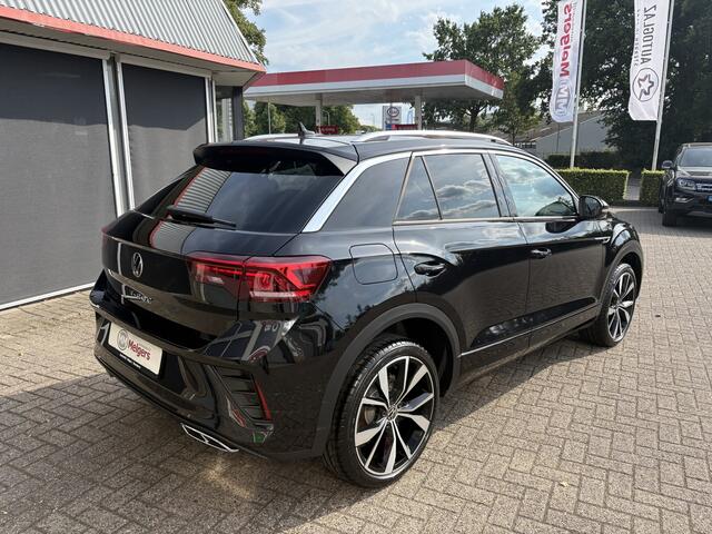 Volkswagen T-Roc 1.5 TSI R-Line Edition camera trekhaak 19 inch velgen
